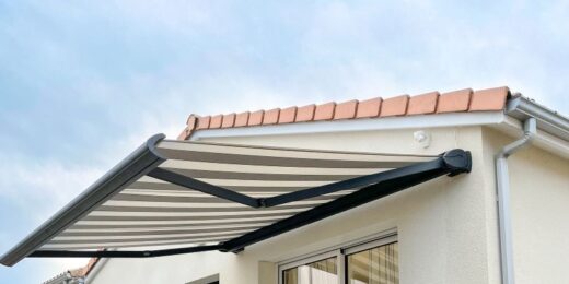 Distribution et pose de stores en Gironde