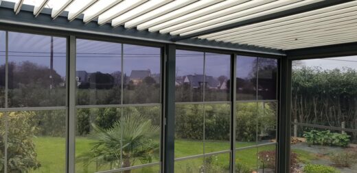 Des&#x20;coulissants&#x20;en&#x20;vinyle&#x20;pour&#x20;votre&#x20;pergola&#x20;&#x21;&#x20;&#x2600;&#xFE0F;