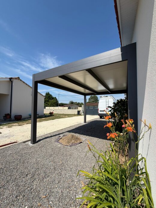 Carport&#x20;&#x00E0;&#x20;Bordeaux
